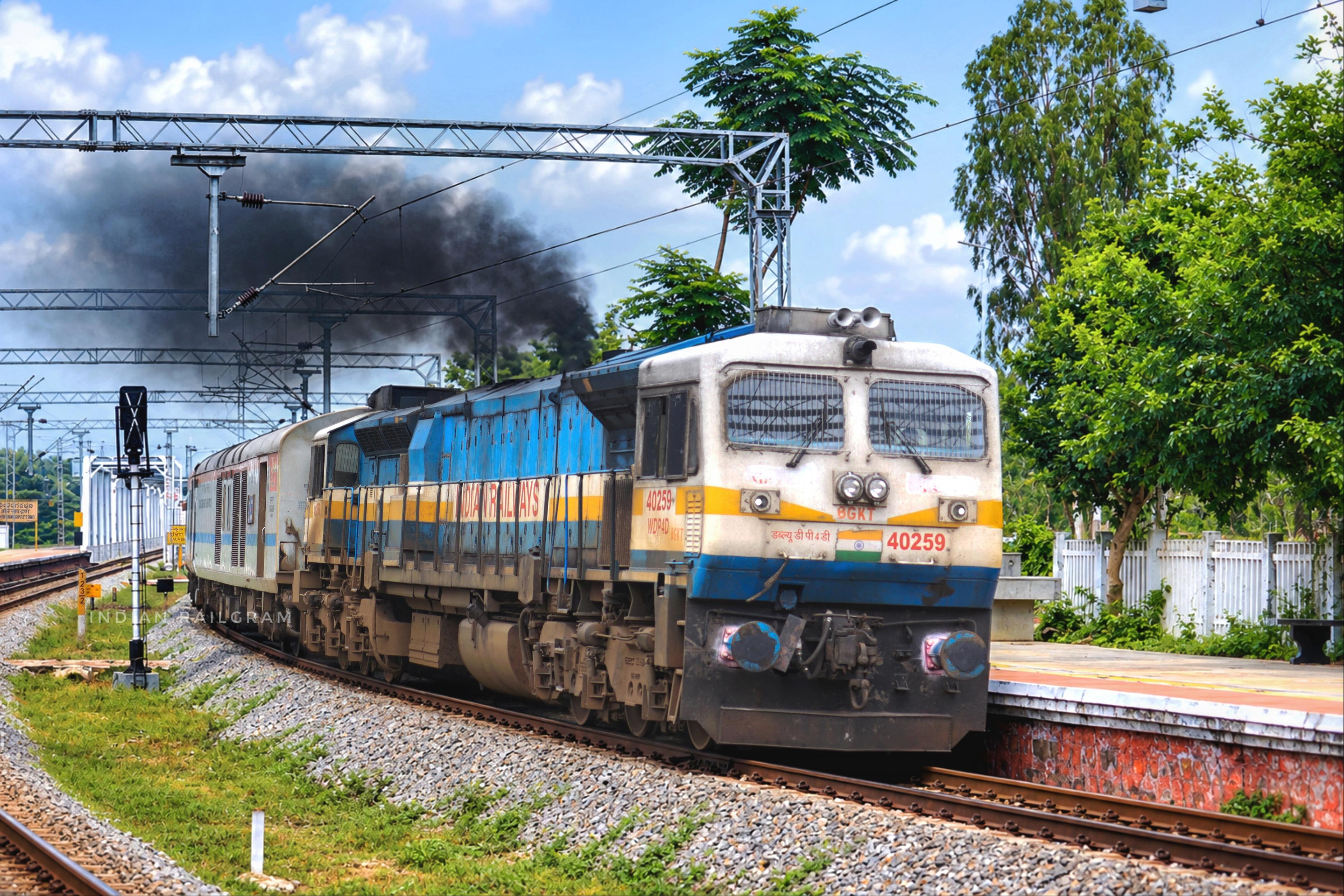 Indian Railways train photograph 27 by Ramnath Bhat