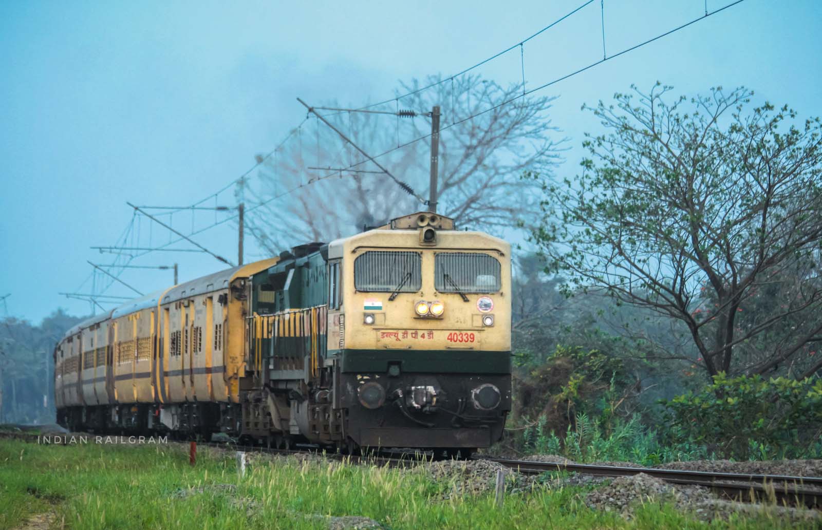 Indian Railways train photograph 39 by Ramnath Bhat
